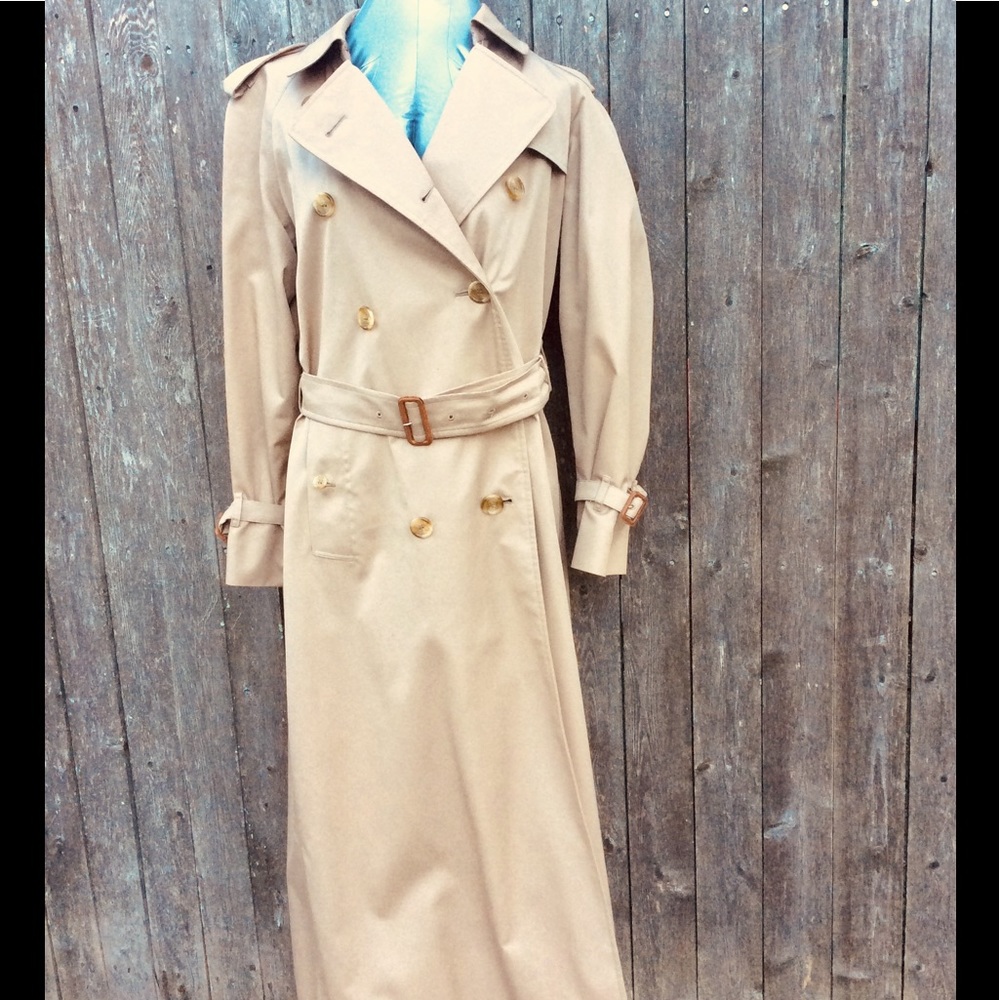 Women’s Burberry Trench Raincoat